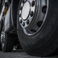 Tire_truck